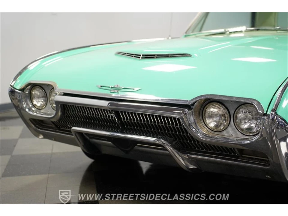 1963 Ford Thunderbird 3rd Gen - Image 18 of 31
