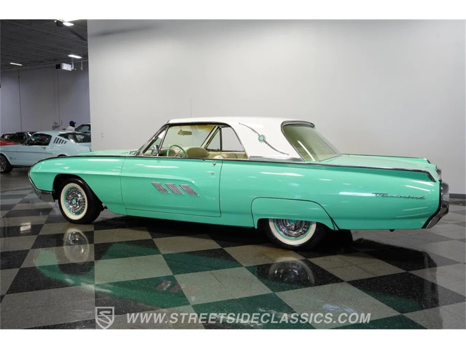 1963 Ford Thunderbird 3rd Gen - Image 7 of 31