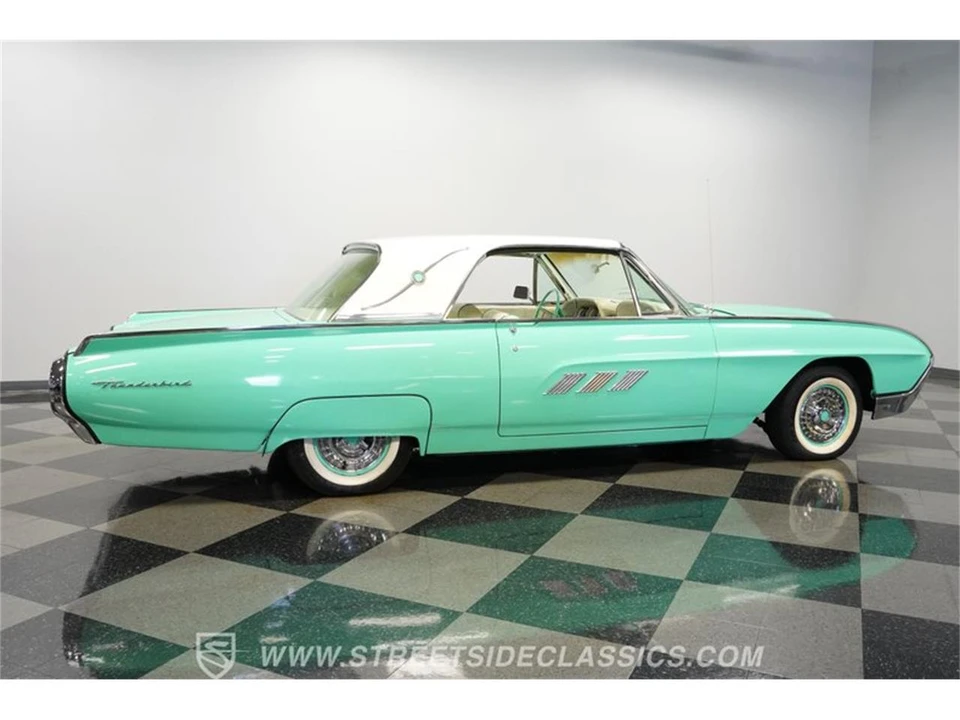 1963 Ford Thunderbird 3rd Gen - Image 12 of 31