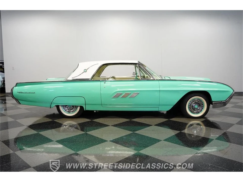 1963 Ford Thunderbird 3rd Gen - Image 13 of 31