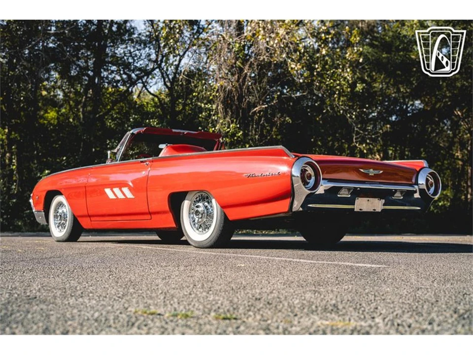 1963 Ford Thunderbird 3rd Gen - Image 11 of 31