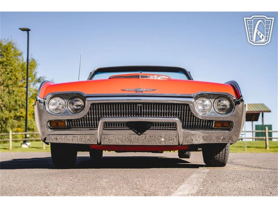 1963 Ford Thunderbird 3rd Gen - Image 26 of 31