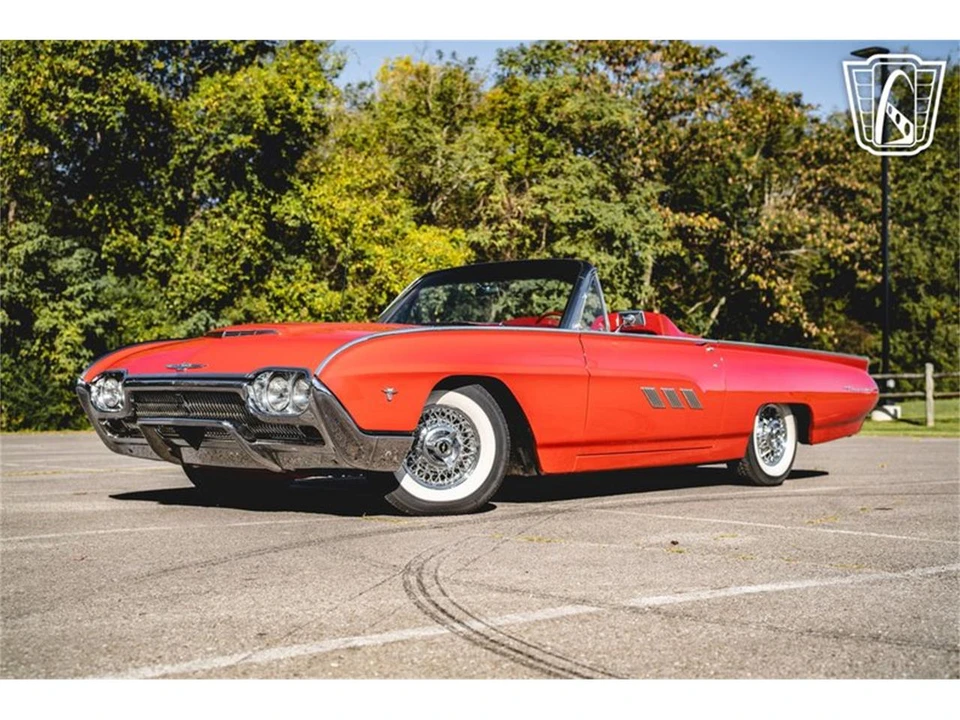 1963 Ford Thunderbird 3rd Gen - Image 2 of 31