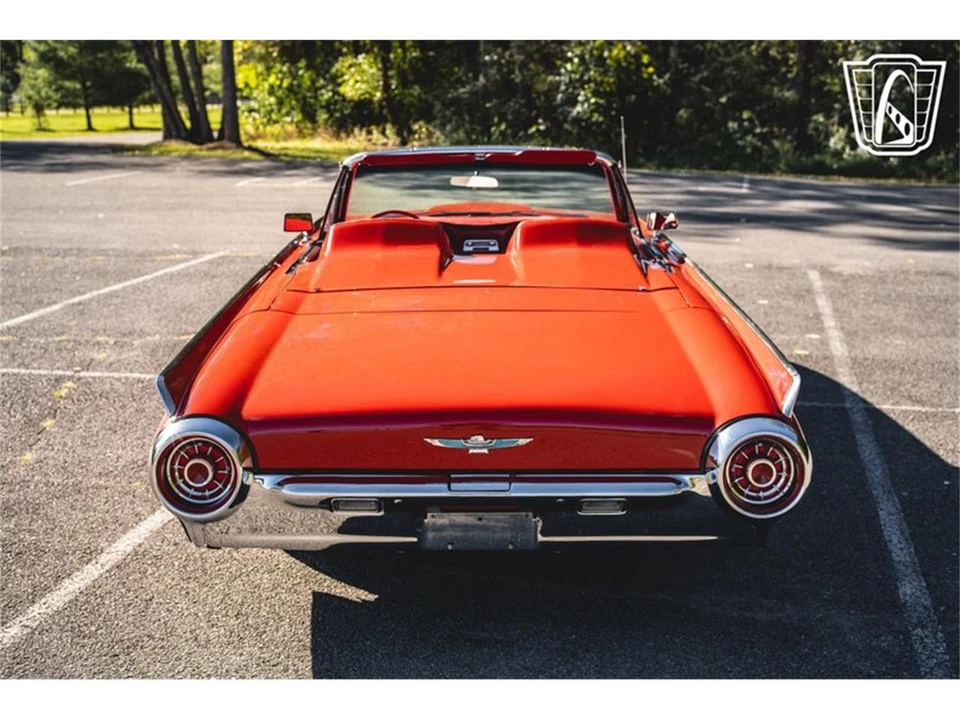 1963 Ford Thunderbird 3rd Gen - Image 12 of 31