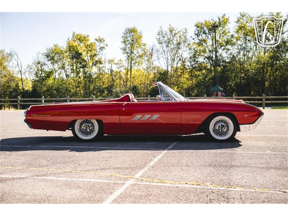 1963 Ford Thunderbird 3rd Gen - Image 19 of 31