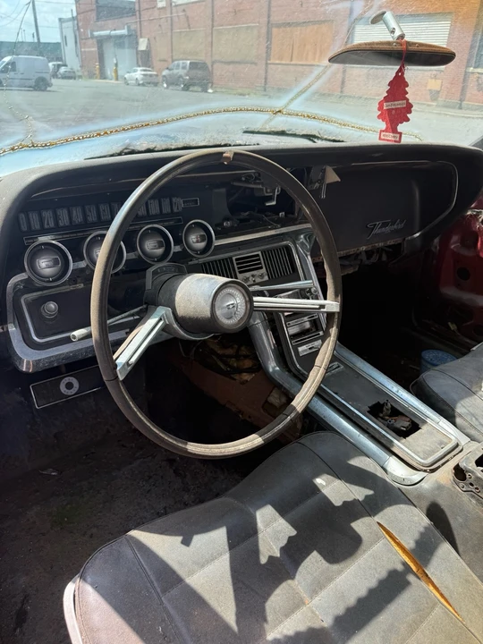 1963 Ford Thunderbird 3rd Gen - Image 5 of 8