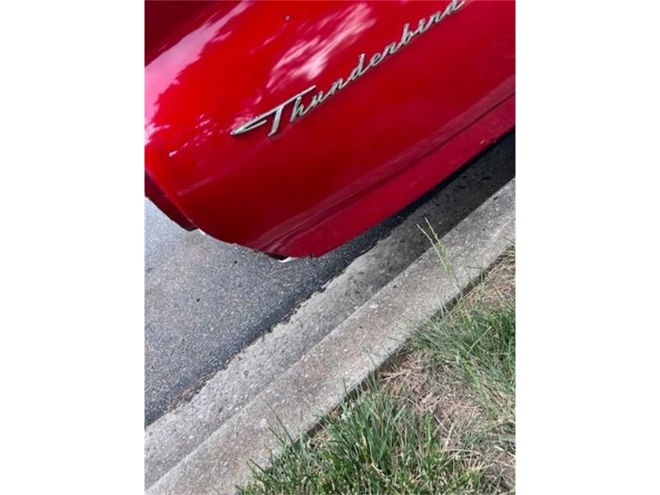 1963 Ford Thunderbird 3rd Gen - Image 9 of 30