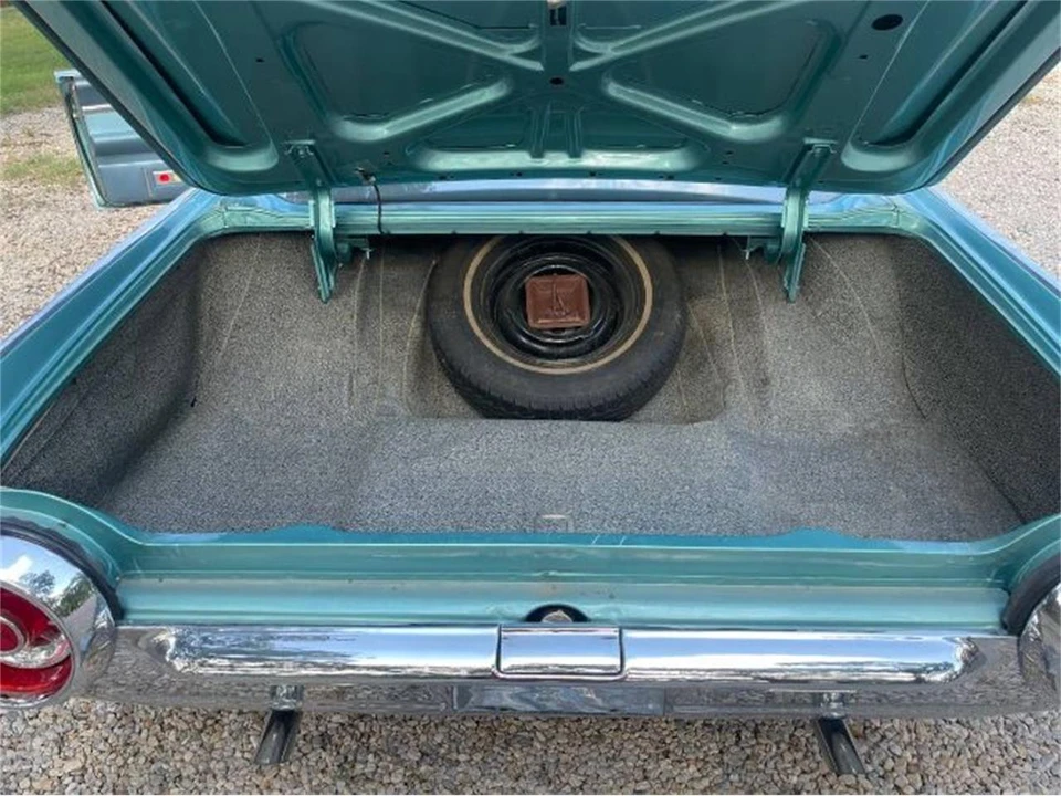 1963 Ford Thunderbird 3rd Gen - Image 2 of 18