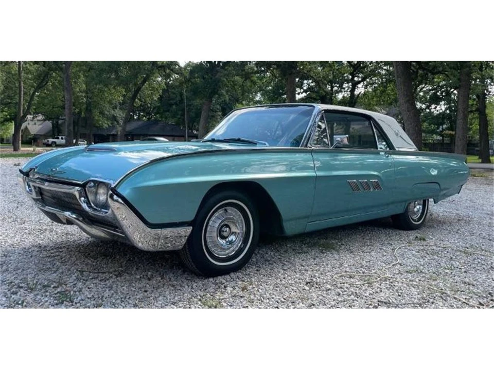 1963 Ford Thunderbird 3rd Gen - Image 12 of 18