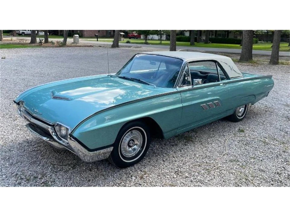 1963 Ford Thunderbird 3rd Gen - Image 11 of 18