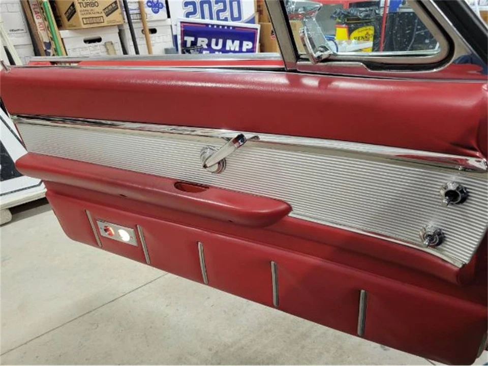 1963 Ford Thunderbird 3rd Gen - Image 9 of 17
