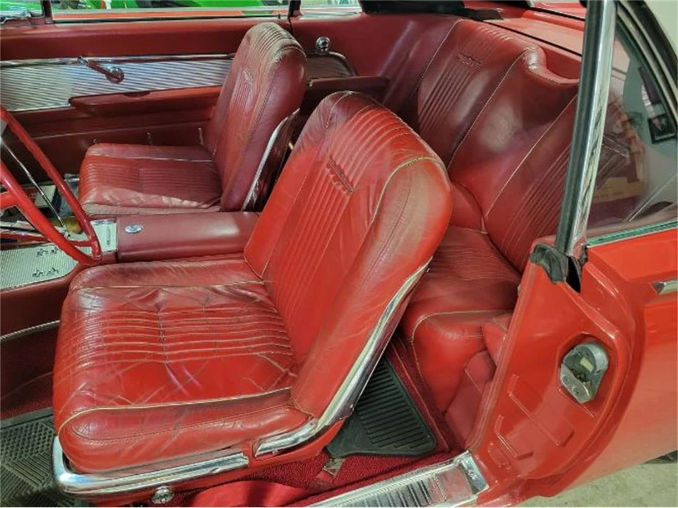 1963 Ford Thunderbird 3rd Gen - Image 11 of 17