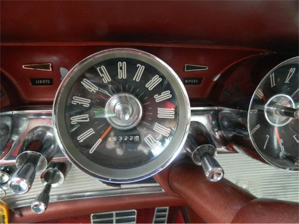 1963 Ford Thunderbird 3rd Gen - Image 10 of 19