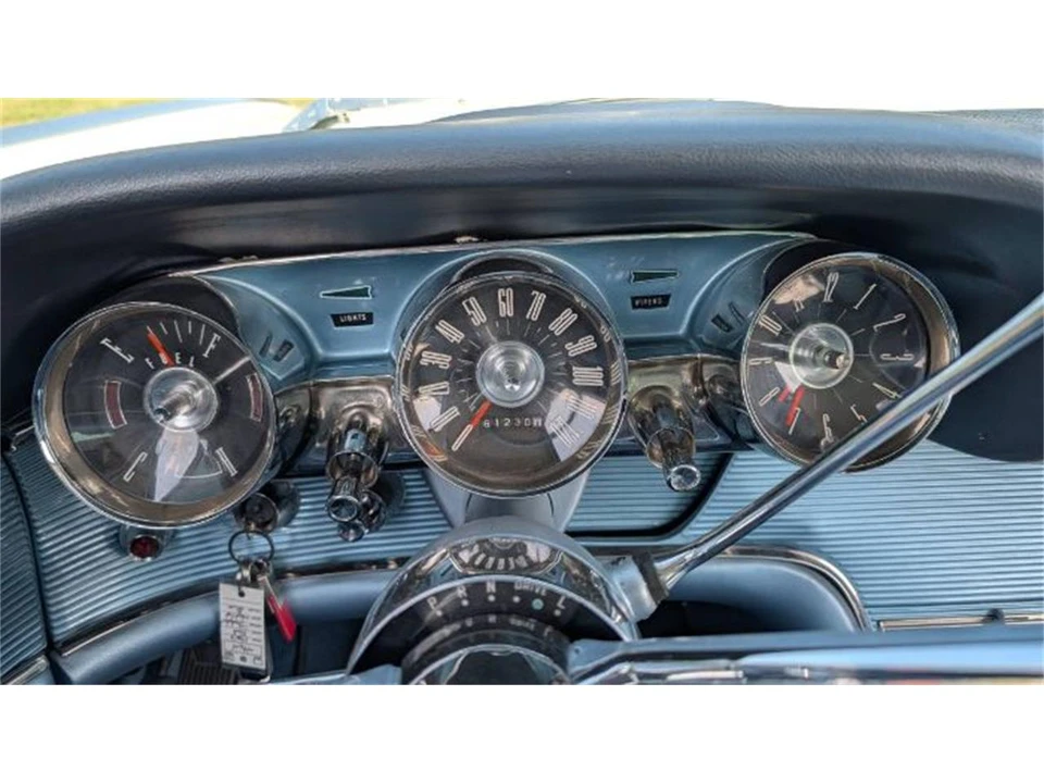 1963 Ford Thunderbird 3rd Gen - Image 9 of 18