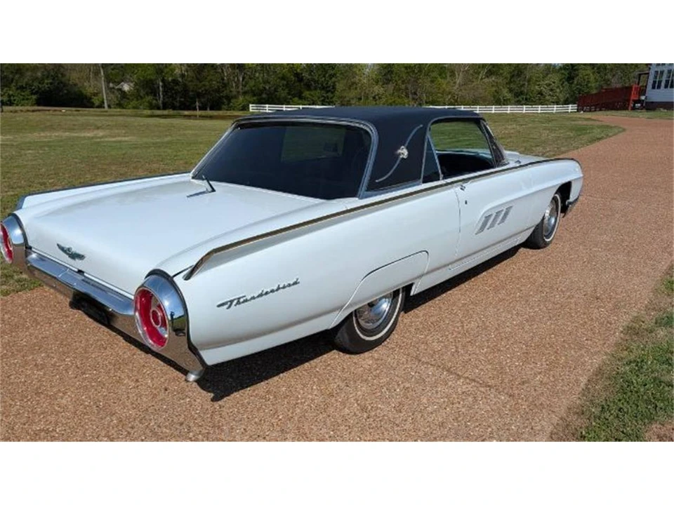 1963 Ford Thunderbird 3rd Gen - Image 2 of 18