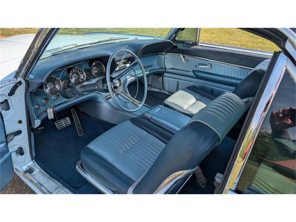 1963 Ford Thunderbird 3rd Gen - Image 17 of 18