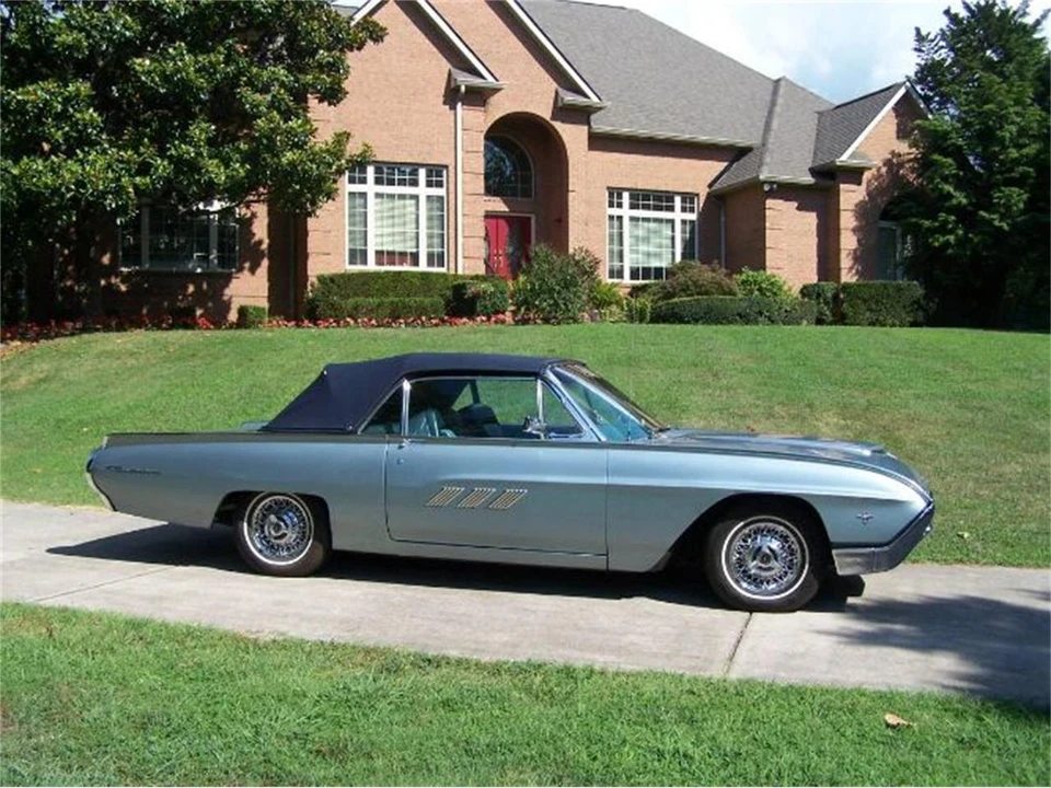 1963 Ford Thunderbird 3rd Gen - Image 9 of 15