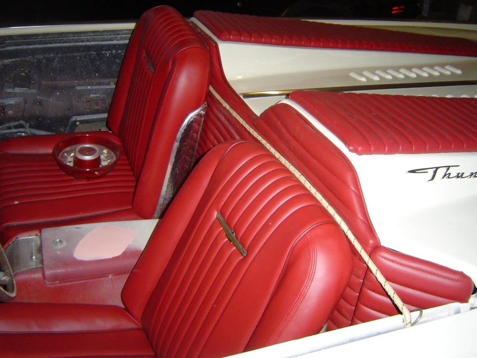 1963 Ford Thunderbird 3rd Gen - Image 16 of 25