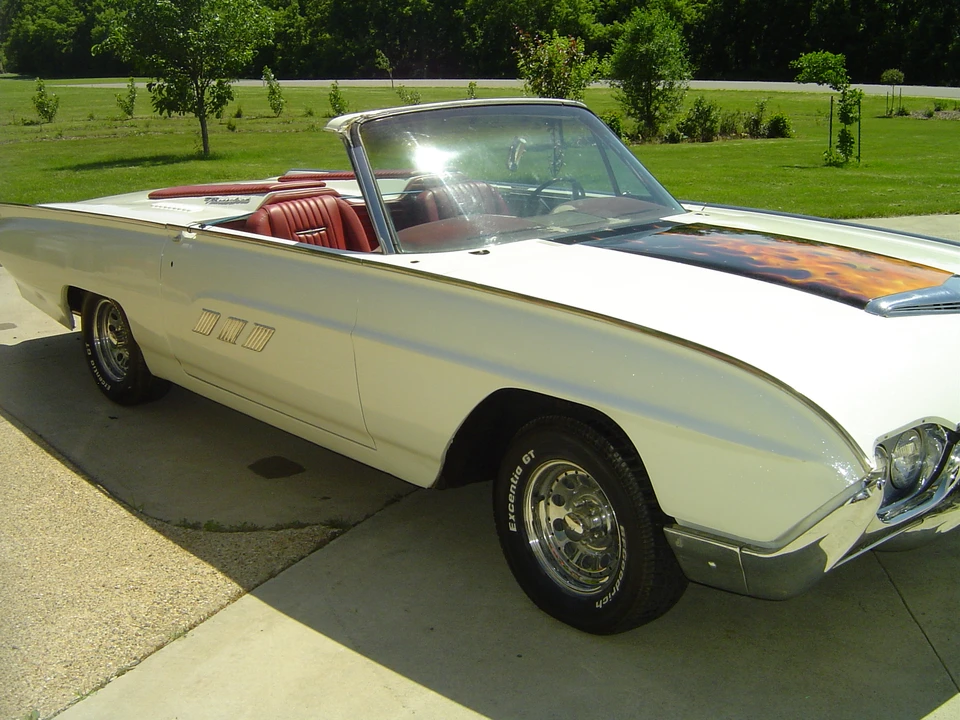 1963 Ford Thunderbird 3rd Gen - Image 7 of 25