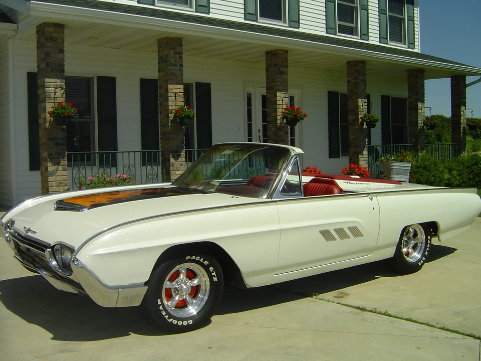 1963 Ford Thunderbird 3rd Gen - Image 11 of 25