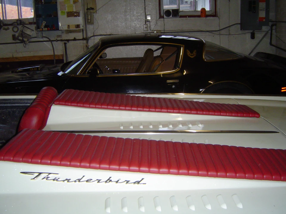 1963 Ford Thunderbird 3rd Gen - Image 10 of 25