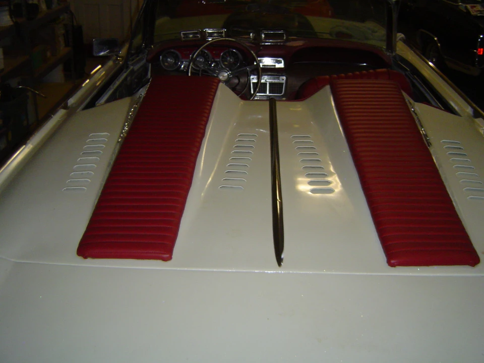 1963 Ford Thunderbird 3rd Gen - Image 9 of 25