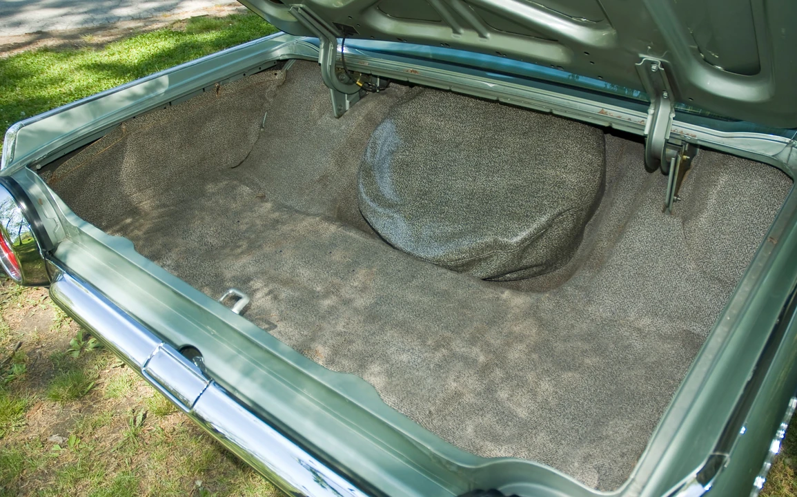 1963 Ford Thunderbird 3rd Gen - Image 3 of 8