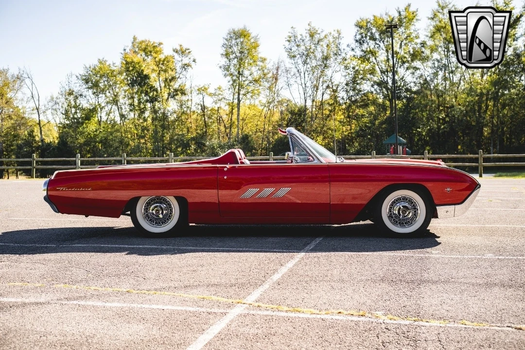 1963 Ford Thunderbird 3rd Gen - Image 9 of 21