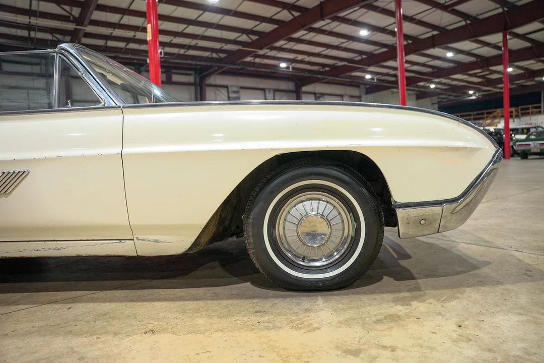 1963 Ford Thunderbird 3rd Gen - Image 11 of 12