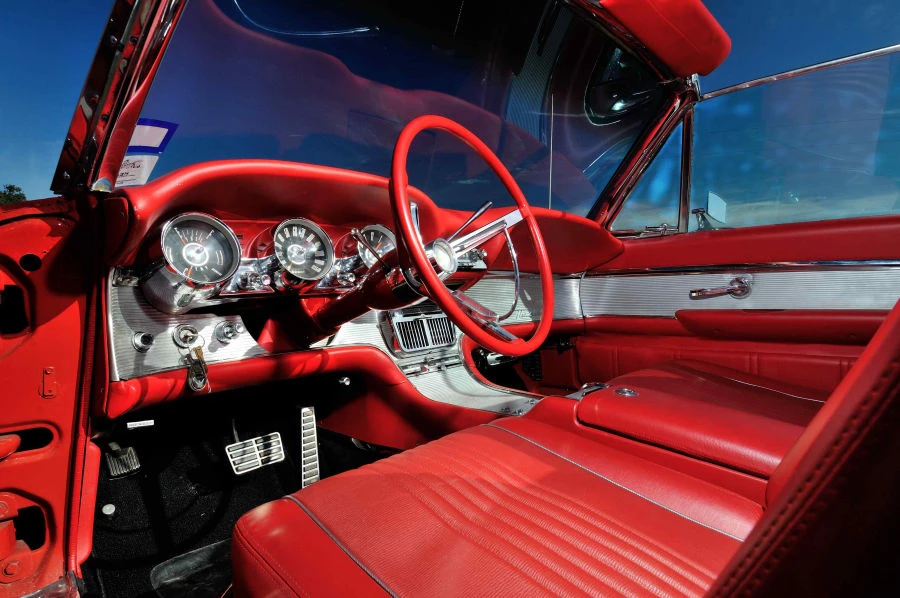 1963 Ford Thunderbird 3rd Gen - Image 4 of 12
