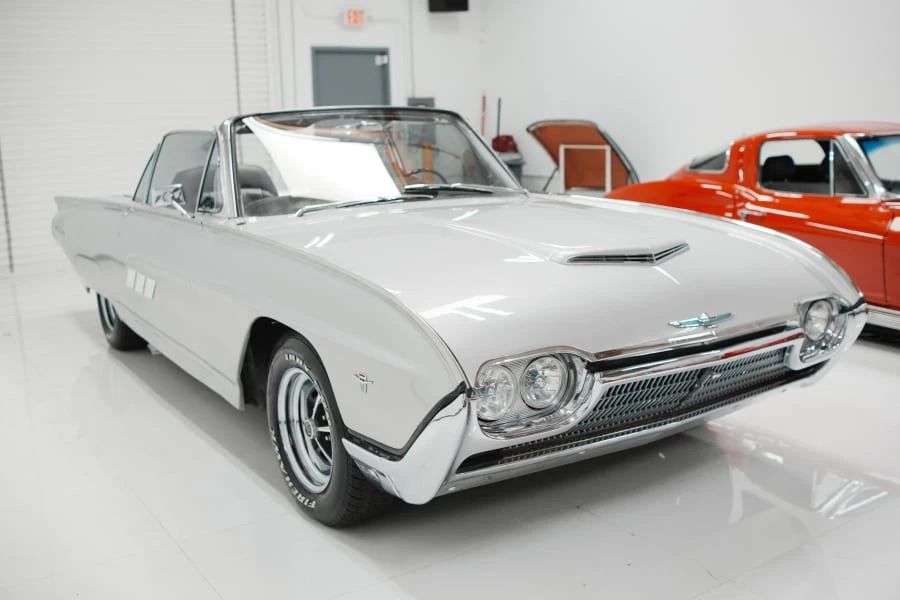 1963 Ford Thunderbird 3rd Gen - Image 7 of 31