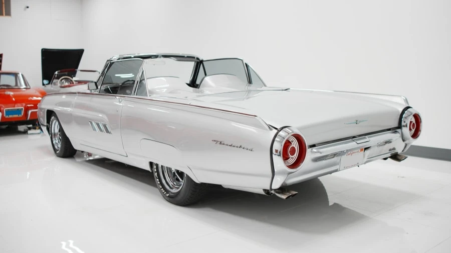 1963 Ford Thunderbird 3rd Gen - Image 26 of 31