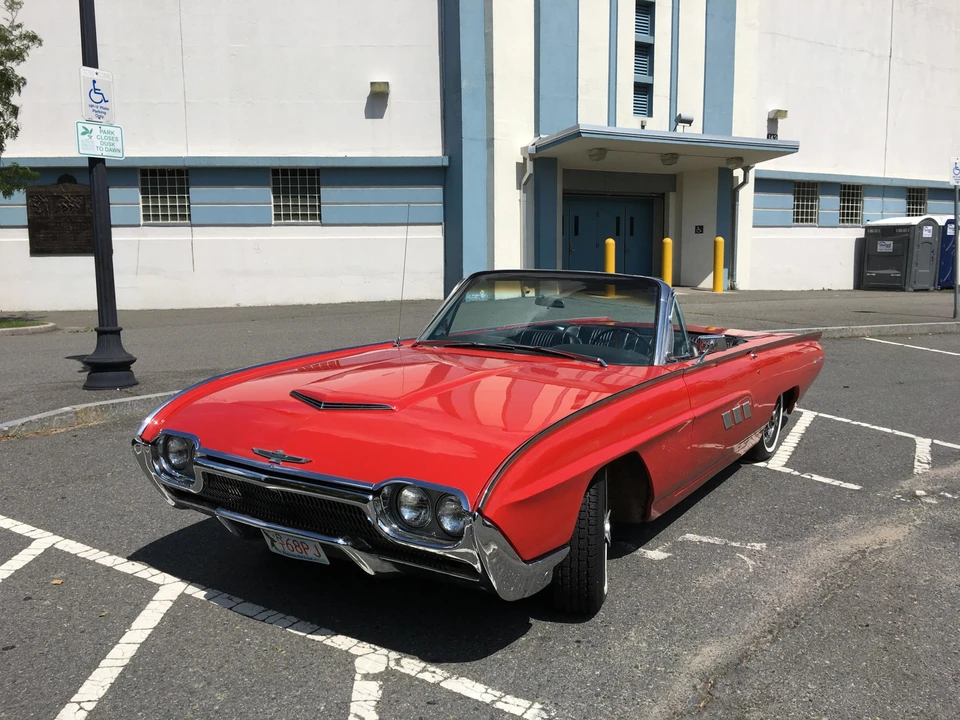 1963 Ford Thunderbird 3rd Gen - Image 10 of 31
