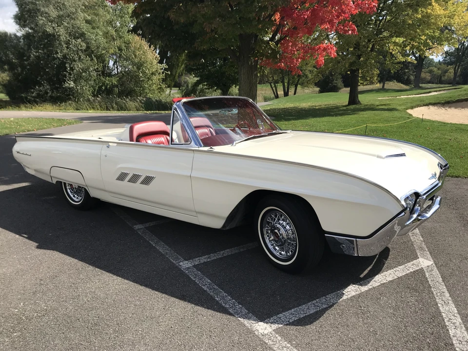 1963 Ford Thunderbird 3rd Gen - Image 9 of 31
