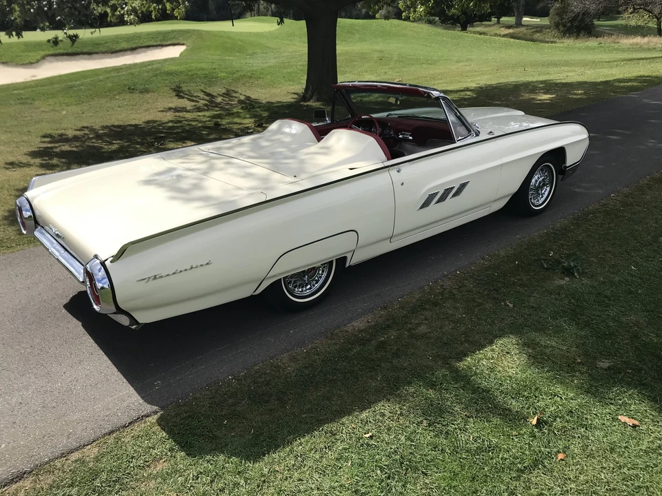 1963 Ford Thunderbird 3rd Gen - Image 7 of 31