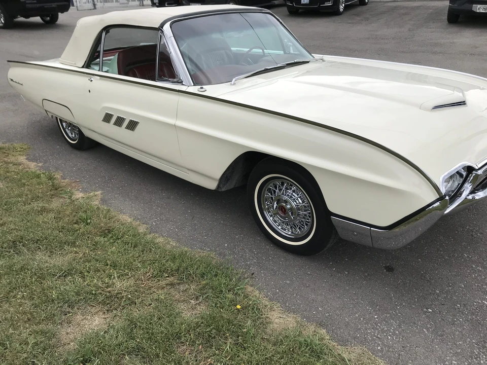 1963 Ford Thunderbird 3rd Gen - Image 14 of 31