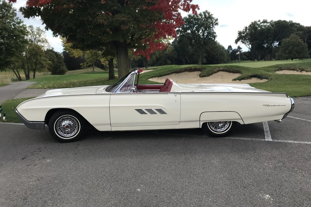 1963 Ford Thunderbird 3rd Gen - Image 3 of 31