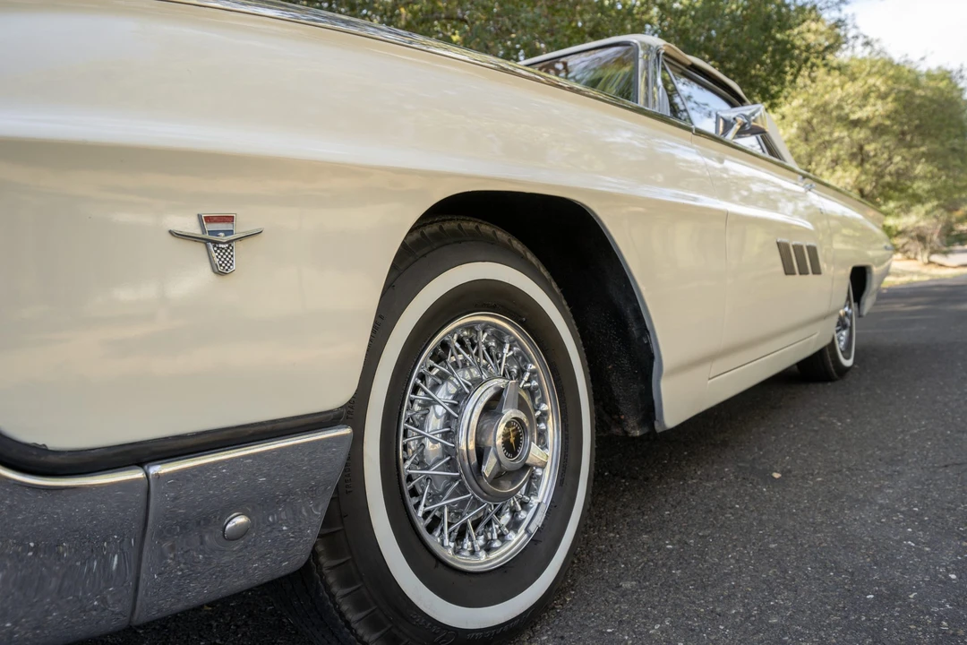 1963 Ford Thunderbird 3rd Gen - Image 27 of 31