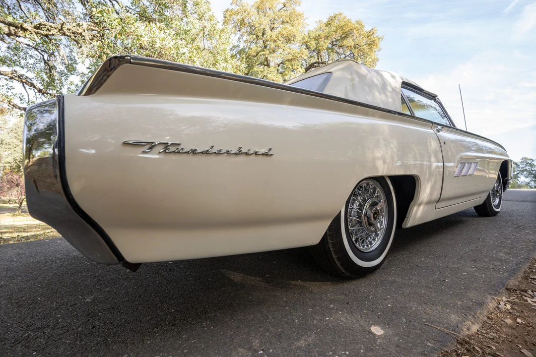 1963 Ford Thunderbird 3rd Gen - Image 24 of 31