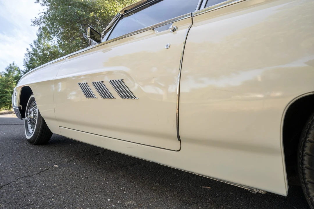 1963 Ford Thunderbird 3rd Gen - Image 25 of 31