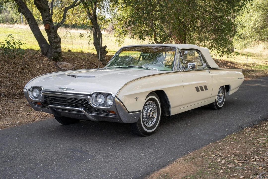 1963 Ford Thunderbird 3rd Gen - Image 10 of 31