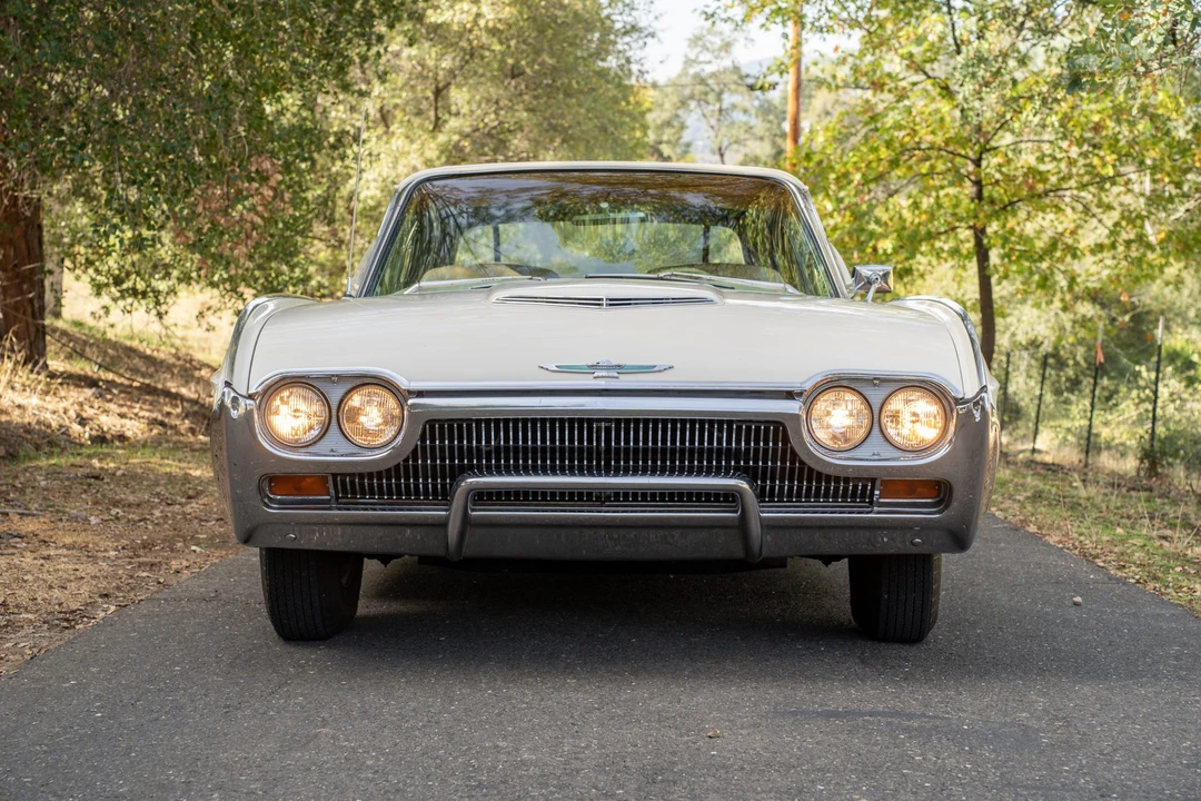1963 Ford Thunderbird 3rd Gen - Image 12 of 31