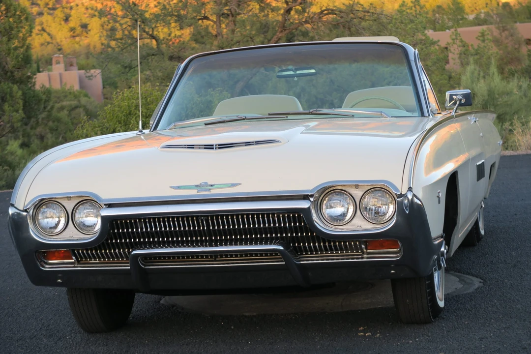 1963 Ford Thunderbird 3rd Gen - Image 2 of 31