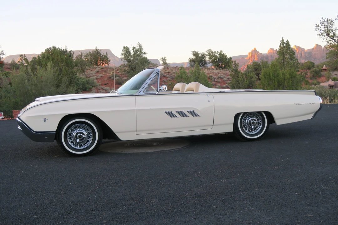 1963 Ford Thunderbird 3rd Gen - Image 5 of 31