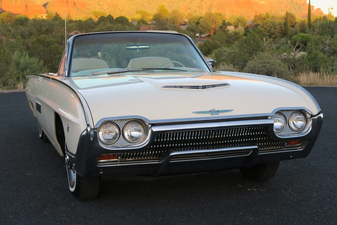 1963 Ford Thunderbird 3rd Gen - Image 25 of 31