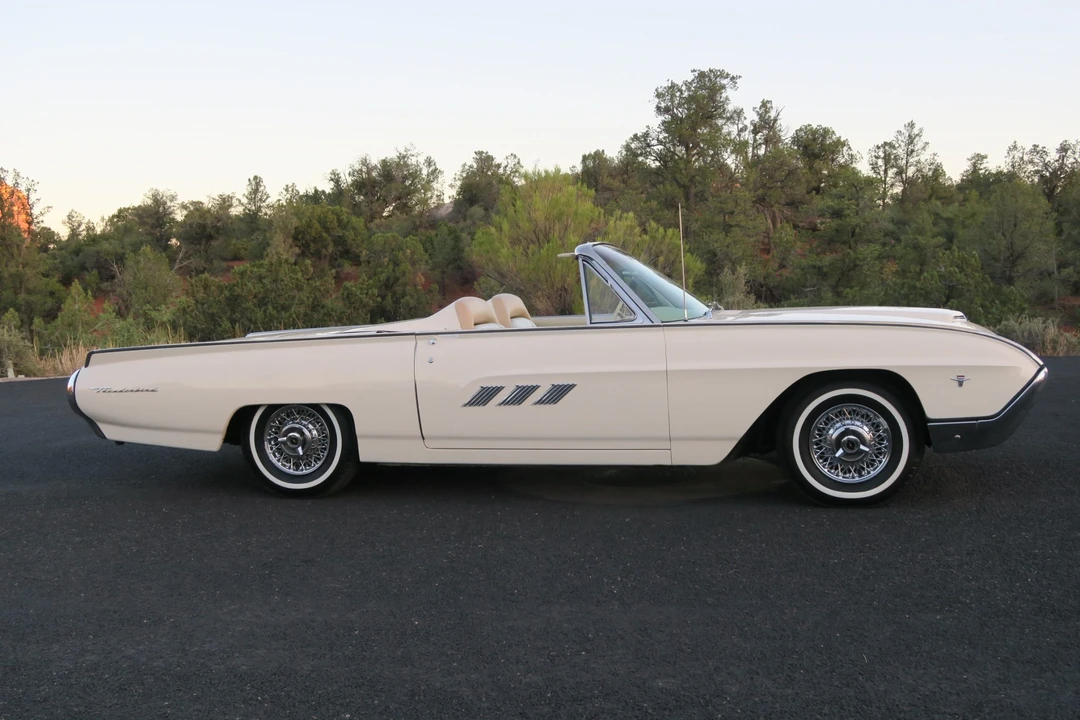 1963 Ford Thunderbird 3rd Gen - Image 19 of 31