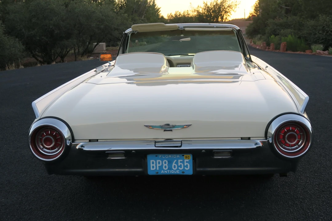 1963 Ford Thunderbird 3rd Gen - Image 11 of 31