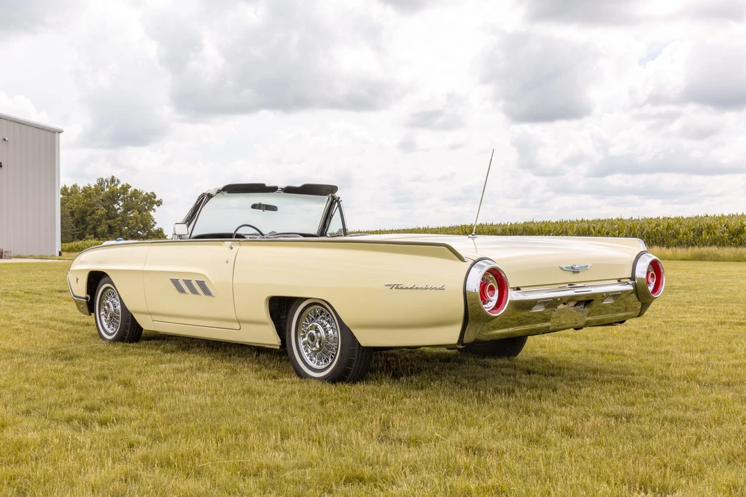 1963 Ford Thunderbird 3rd Gen - Image 4 of 31