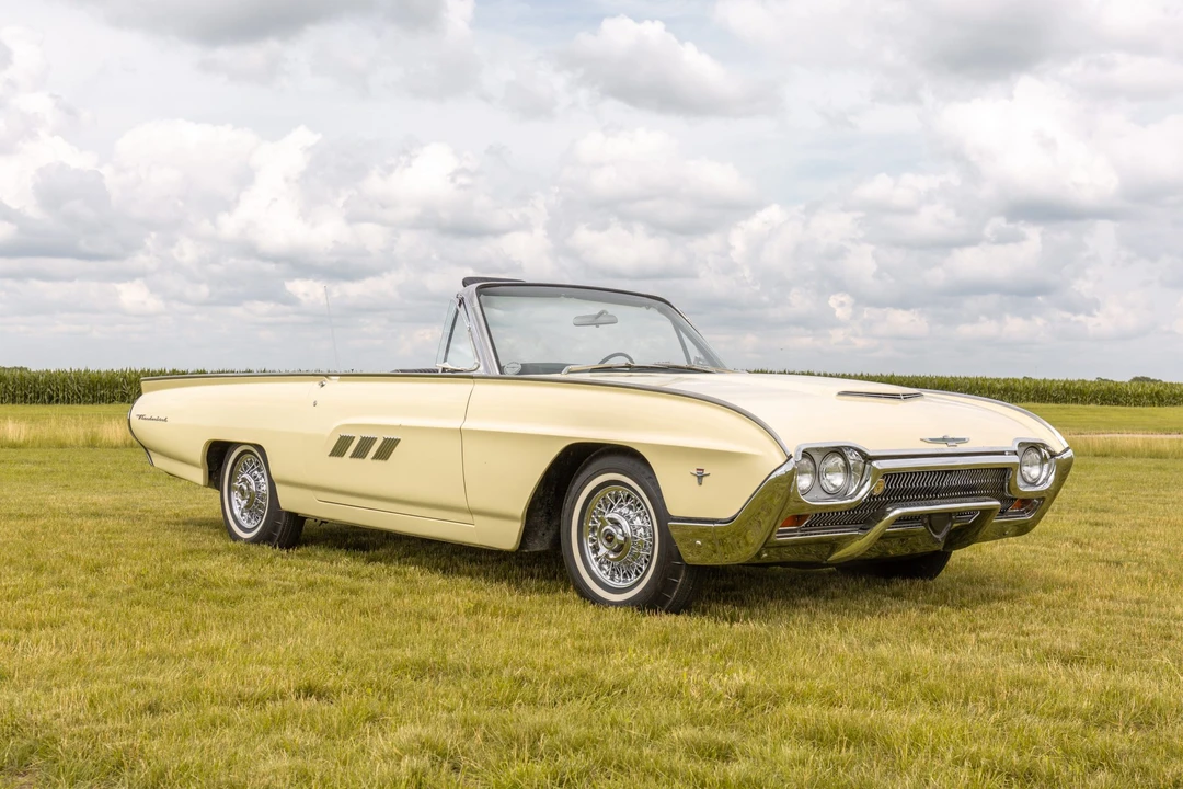 1963 Ford Thunderbird 3rd Gen - Image 9 of 31