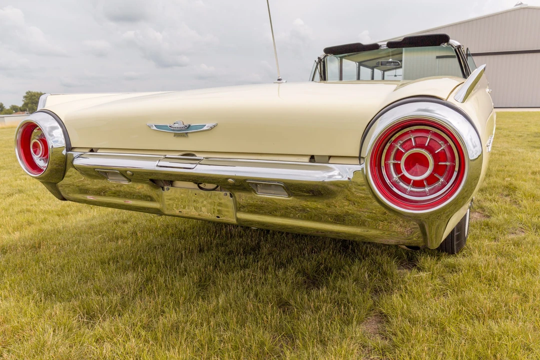 1963 Ford Thunderbird 3rd Gen - Image 6 of 31